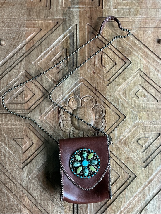 Leatherock Handbags - Leatherock vintage crossbody small pouch purse